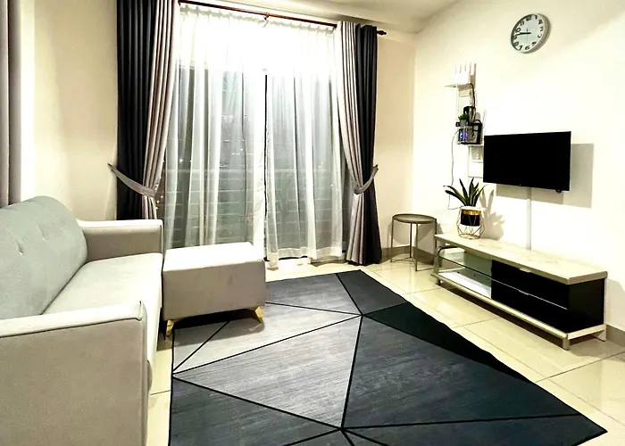 Kaf Homestay For Musliim Only With Pool, 3 Bedroom With Aircond, Smartkey Concept, Kids Fun Stay-Slideswingtrampoline