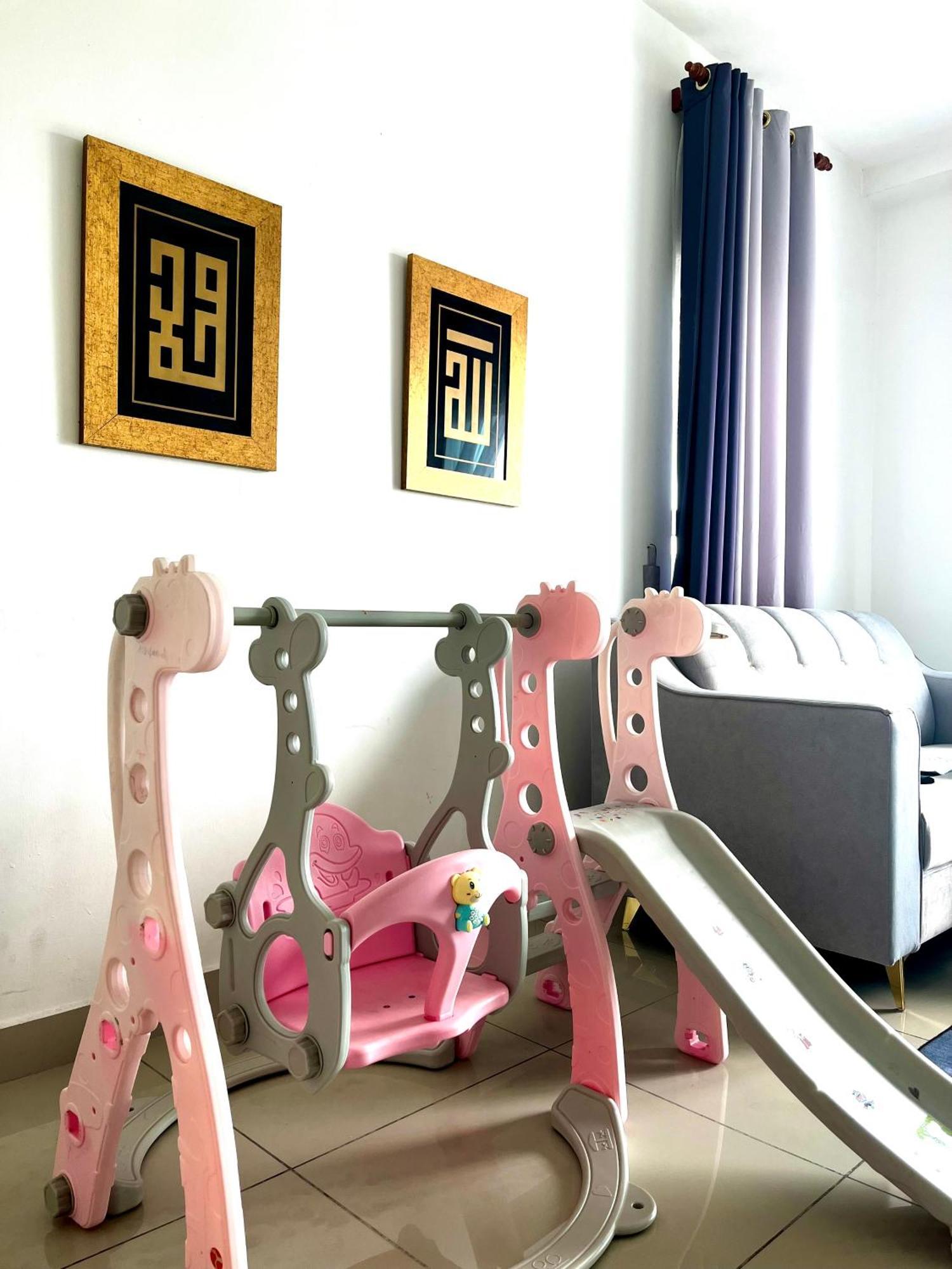 Kaf For Musliim Only With Pool, 3 Bedroom With Aircond, Smartkey Concept, Kids Fun Stay-slideswingtrampoline * Perai